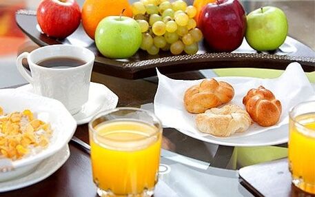胃炎のための穏やかな朝食