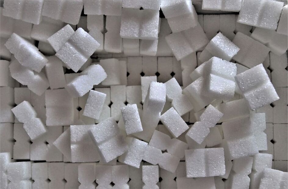 砂糖は体重増加に貢献します